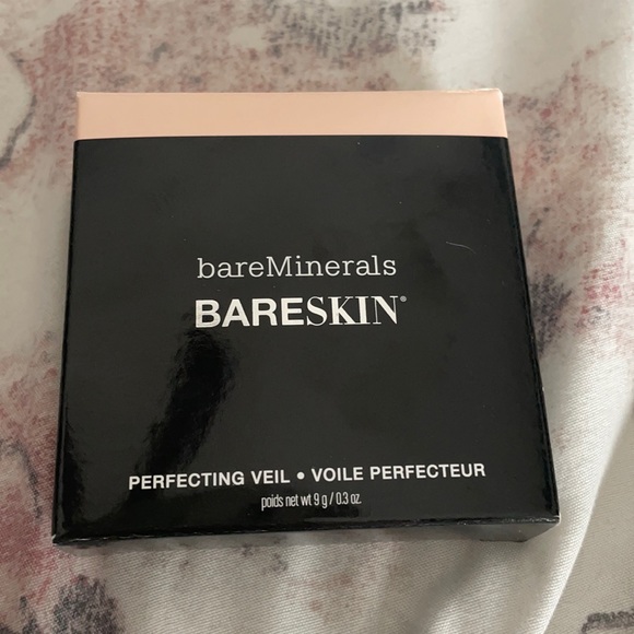 Perfecting veil light/medium color